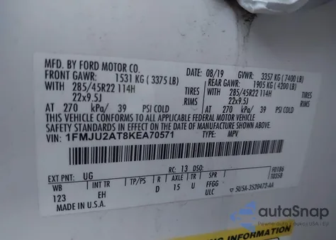 2019 Ford Expedition Limited from USA, damaged, VIN 1FMJU2AT8KEA70571